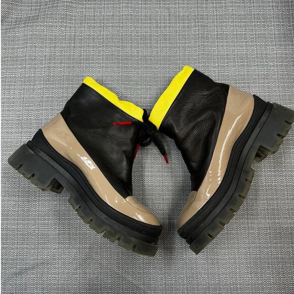 Montelliana Lucy Boot in Black Cedar Lug Sole Wool‎ Lining Leather Winter (38) - Picture 4 of 13